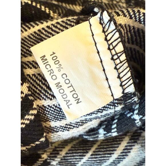 BRANDY MELVILLE black/white Flannel Button Down Shirt - Picture 7 of 9